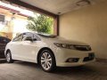 Selling White Honda Civic 2012 in Manila-5
