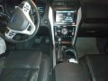 White Ford Explorer 2014 for sale in Taguig -3