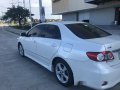 White Toyota Corolla Altis 2013 Automatic for sale-2