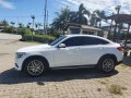 Selling White Mercedes-Benz GLC 250 2019 at 5000 km-1