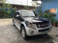 Selling Black Isuzu Alterra 2008 at 100000 km -5