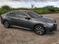 Sell Grey 2016 Honda Civic at 33253 km-3