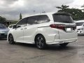 White Honda Odyssey 2015 for sale in Automatic-6