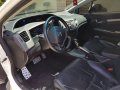 White Honda Civic 2013 at 68000 km for sale-2