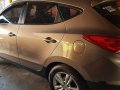 Brown Hyundai Tucson 2011 at 32000 km for sale-3