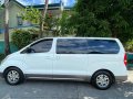 Selling White Hyundai Grand starex 2012 in Manila-9