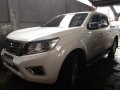 White Nissan Navara 2017 for sale in Vista Mall Taguig-3