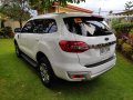 White Ford Everest 2015 for sale in Bautista-3