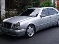 Pearlwhite Mercedes-Benz E500 1997 for sale in Manila-6