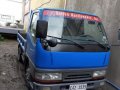 Selling Blue Mitsubishi Fuso 2006 in Manila-6