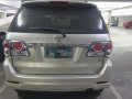 Pearlwhite Toyota Fortuner 2012 for sale in Mandaluyong City-2