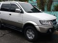 Sell White 2012 Isuzu Crosswind in Manila-1