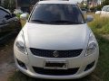 White Suzuki Swift 2015 for sale in Manila-3