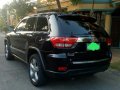 Selling Black Jeep Grand Cherokee 2011 in Manila-3