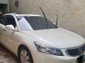 Sell Pearl White 2008 Honda Accord in San Juan-8