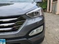 Selling Grey Hyundai Santa Fe 2013 in Manila-4