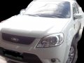 White Ford Escape 2005 for sale in Automatic-0