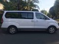 Selling White Hyundai Grand starex 2012 in Muntinlupa-6