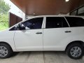 White Toyota Innova 2015 for sale in Manual-6