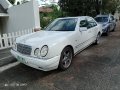 Selling White Mercedes-Benz 230 1996 in Quezon City-1