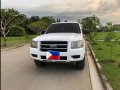 White Ford Ranger 2007 at 78000 for sale in Hermosa-5