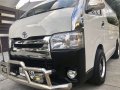 2015 Hiace Commuter 2.5L M/T-3