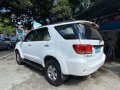 White Toyota Fortuner 2007 for sale in Quezon City-2