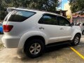 White Toyota Fortuner 2007 for sale in Quezon City-5