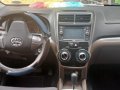 Sell 2016 Toyota Avanza in Manila-3