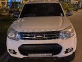 White Ford Everest 2014 for sale in Pasay-6