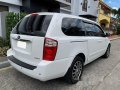 White Kia Carnival 2014 Automatic for sale-4