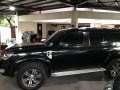 Selling Black Ford Everest 2012 at 87000 km -4
