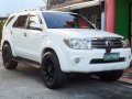 Toyota Fortuner 2009 for sale in Quezon City-2