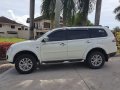 Selling White Mitsubishi Montero sport 2015 in Mandaluyong-4