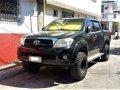 Black Toyota Hilux 2009 for sale in Manual-6