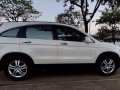 Sell Pearl White 2011 Honda Cr-V in Manila-5
