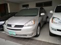 Silver Toyota Sienna 2004 for sale in Quezon City-2