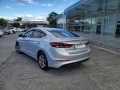 White Hyundai Elantra 2018 for sale in Mandaluyong City-5