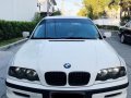 Sell White 2010 Bmw 318I in Quezon City-3