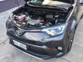 2017 Toyota RAV 4 2.5L 4x2 AT-11