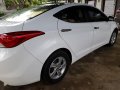 Selling White Hyundai Elantra 2014 in Quezon City-3