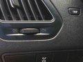 Sell White 2015 Hyundai Tucson in Manila-12