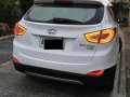 Sell White 2015 Hyundai Tucson in Manila-5