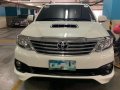 Selling White Toyota Fortuner 2016 in Manila-4