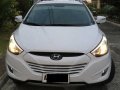 Sell White 2015 Hyundai Tucson in Manila-0