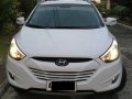 Sell White 2015 Hyundai Tucson in Manila-27