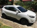 Sell White 2015 Hyundai Tucson in Manila-24