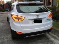 Sell White 2015 Hyundai Tucson in Manila-18