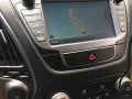 Sell White 2015 Hyundai Tucson in Manila-14