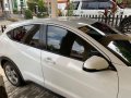 White Honda Hr-V 2015 for sale in Automatic-3